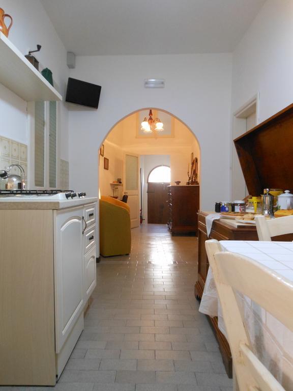 B&B Le Stanze Del Chiostro Serra deʼ Conti Exterior foto
